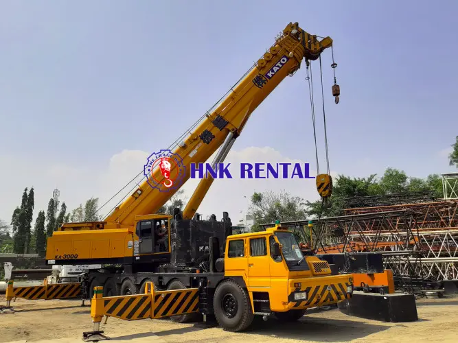 Sewa Telescopic Truck Crane  liwisari industrial park pati